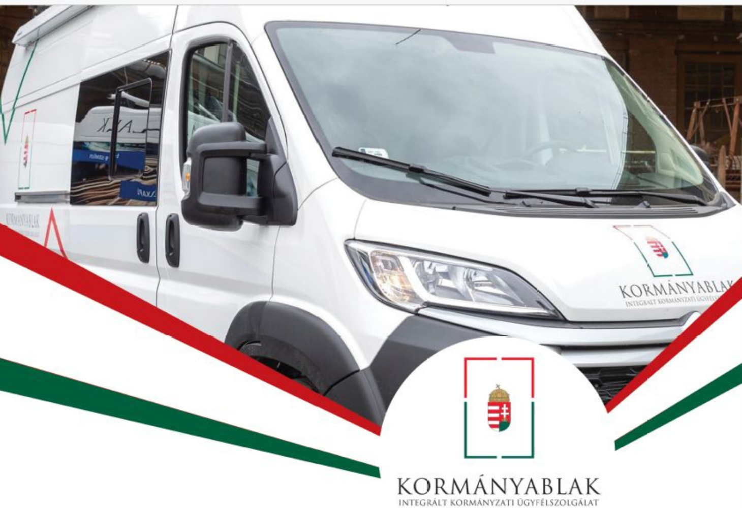 Kormányablak busz érkezik a településre